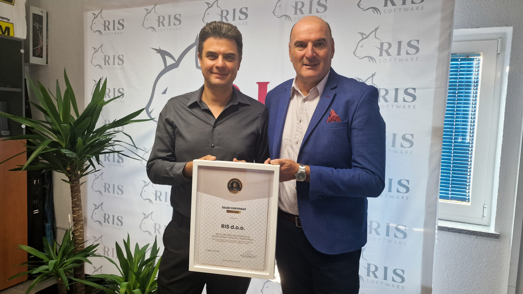 Kroz tri desetljeća svoga rada, RIS Software neumorno promiče ekološke principe poslovanja zbog čega im je dodijeljeno priznanje Premium zeleni certifikat.